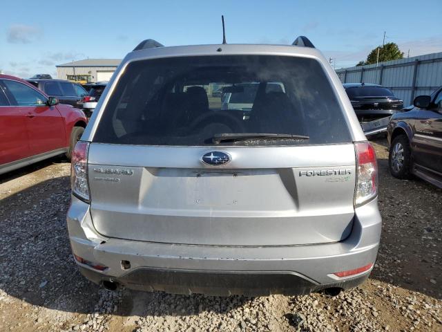  SUBARU FORESTER 2012 Серебристый