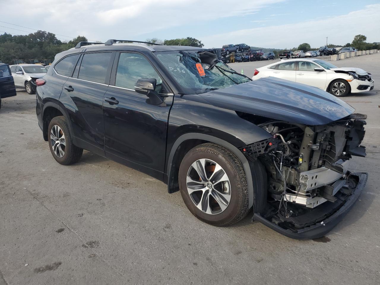 VIN 5TDKDRBH4PS043784 2023 TOYOTA HIGHLANDER no.4