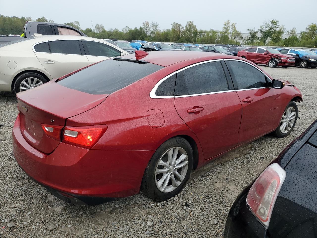 2016 Chevrolet Malibu - Image 3