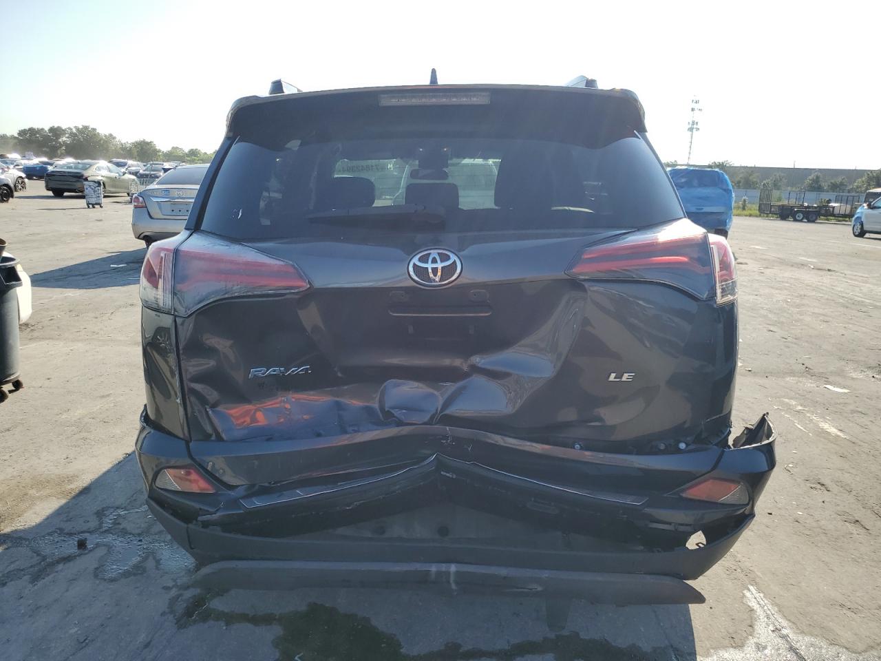 2017 Toyota Rav4 Le VIN: JTMZFREV9HJ131870 Lot: 71842394