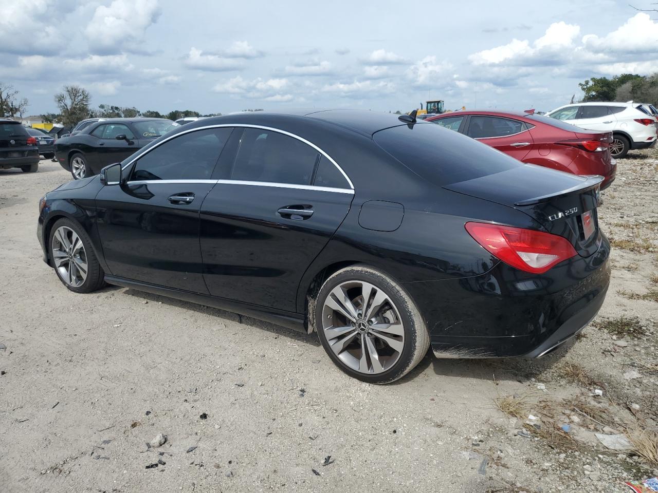 WDDSJ4EB8JN595651 2018 MERCEDES-BENZ CLA CLASS - Image 2