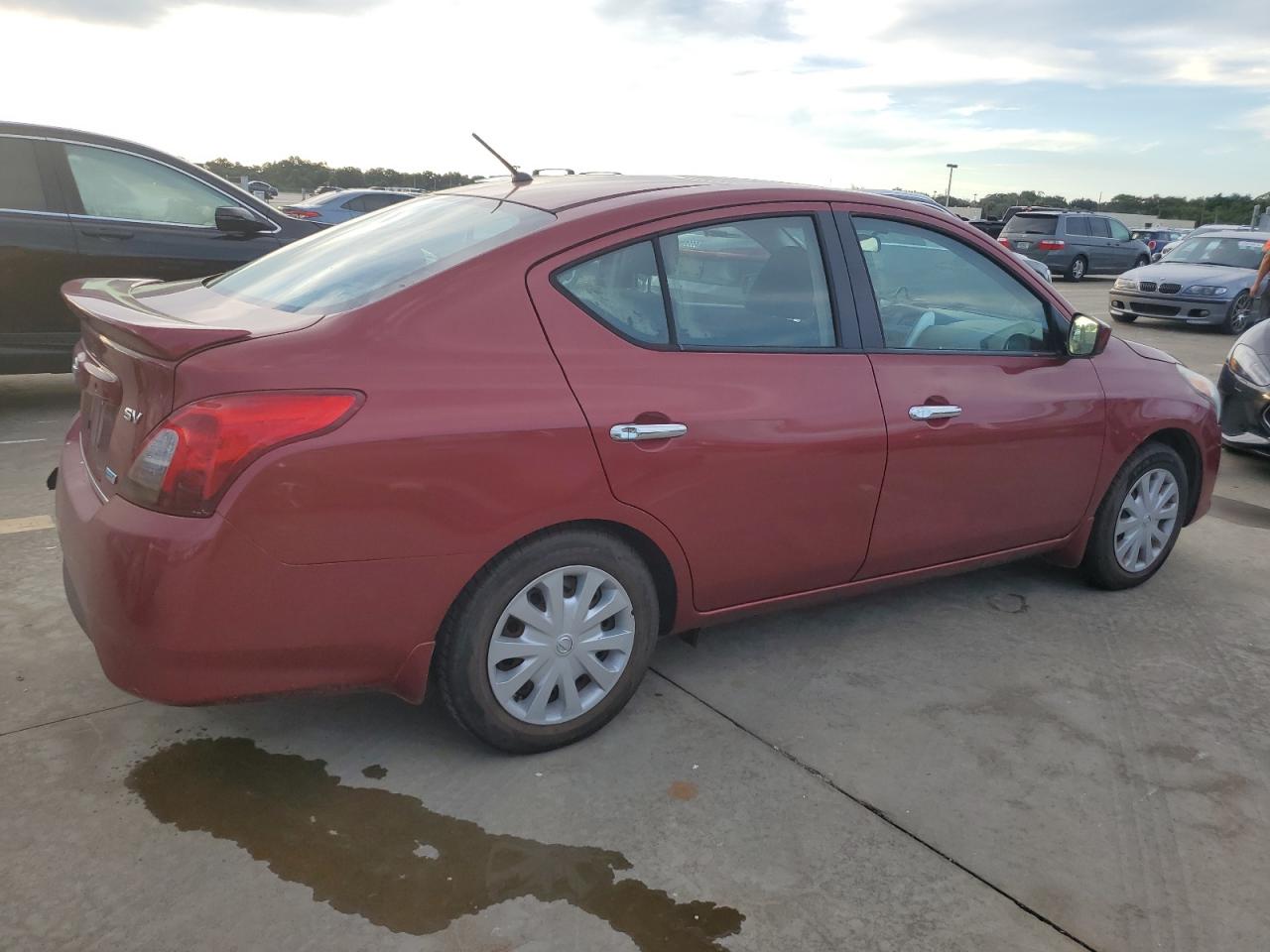 2016 Nissan Versa - Image 3