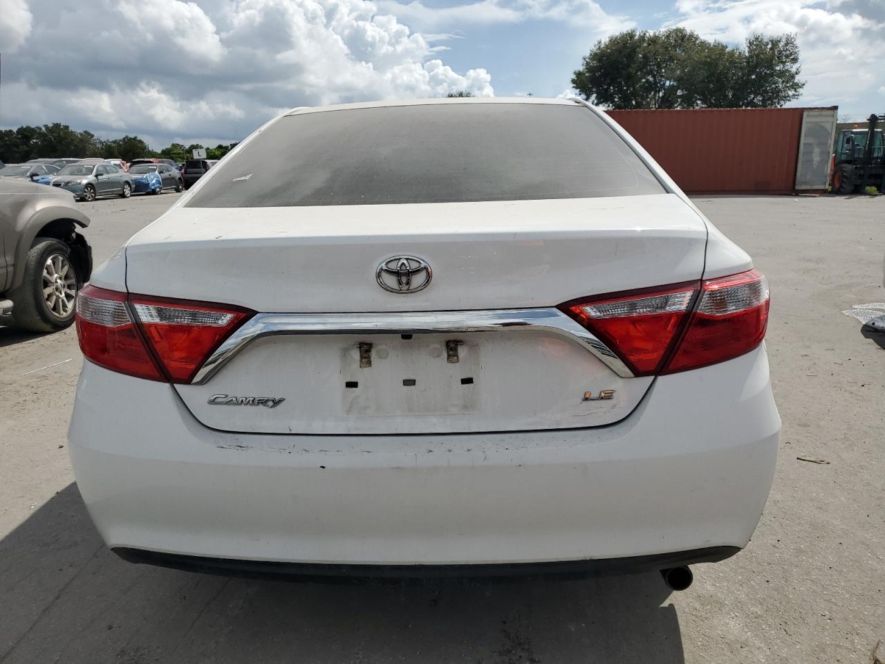 2016 Toyota Camry Le VIN: 4T1BF1FK1GU609327 Lot: 72650134