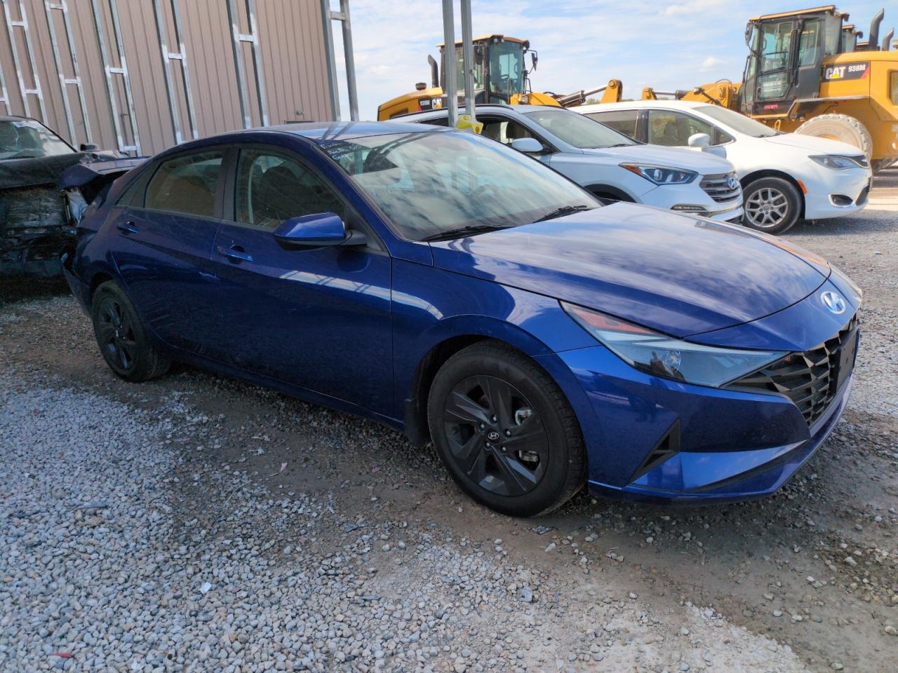 2022 Hyundai Elantra - Image 7
