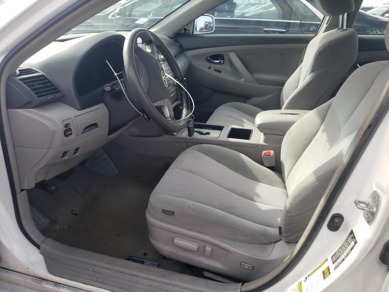 2011 Toyota Camry - Image 7