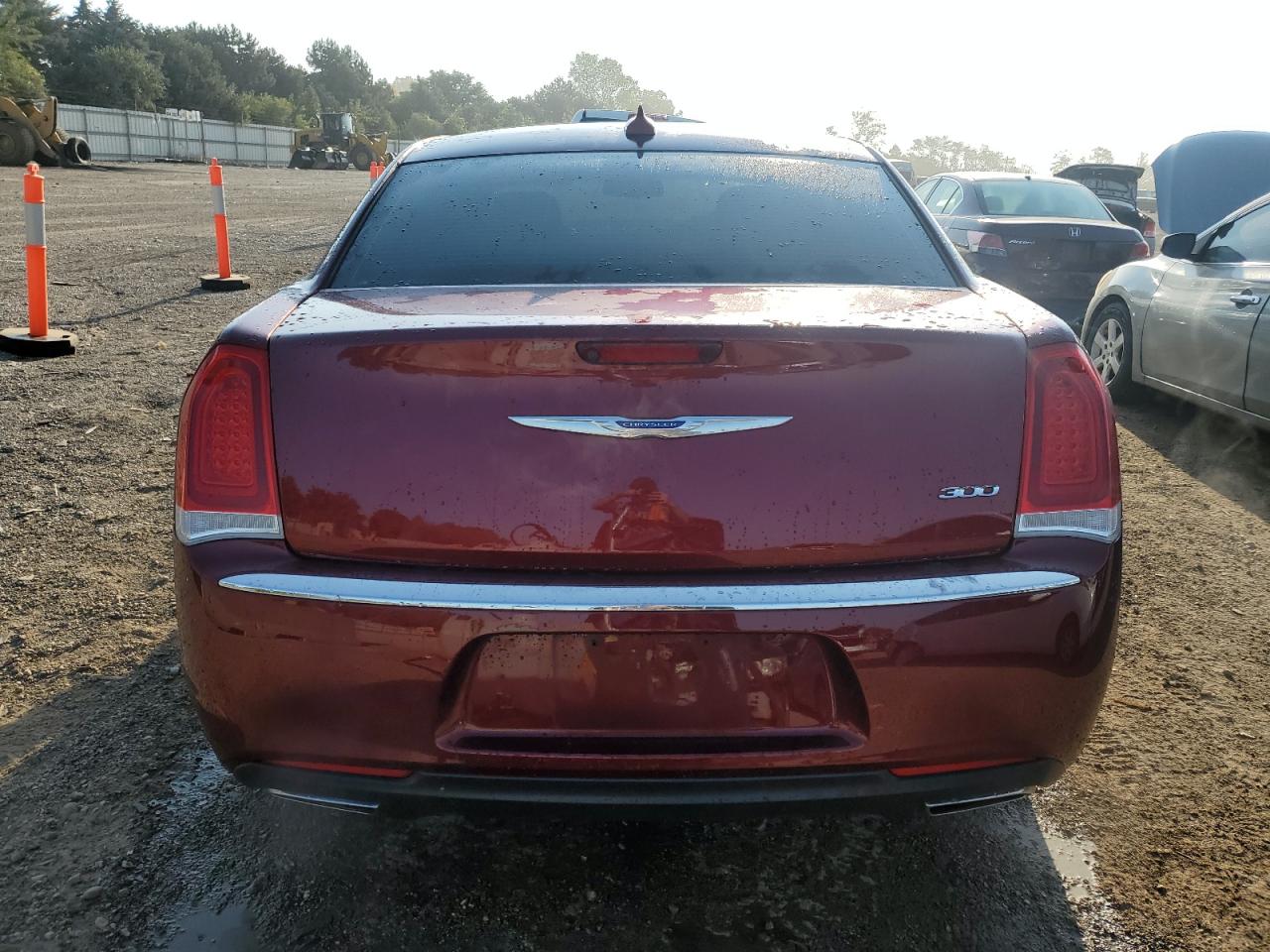 2C3CCAAG5JH320938 2018 Chrysler 300 Touring