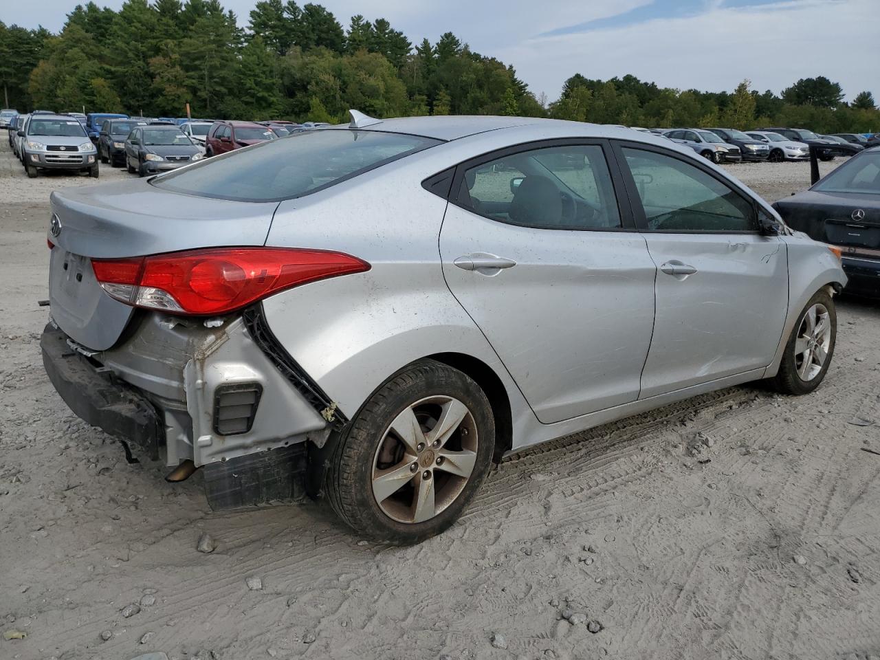 VIN 5NPDH4AE1DH267359 2013 HYUNDAI ELANTRA no.3