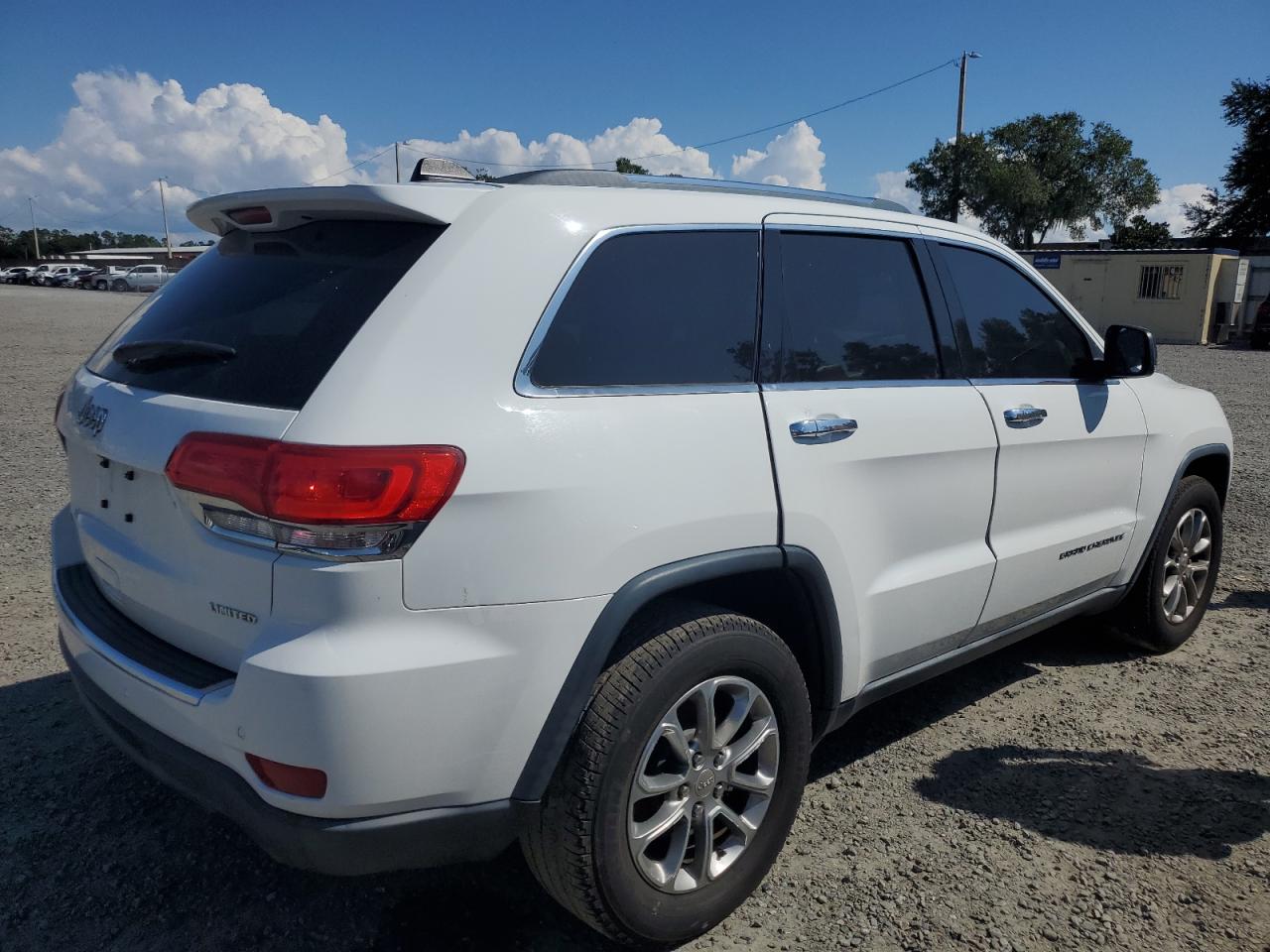 2015 Jeep Grand Cherokee - Image 3