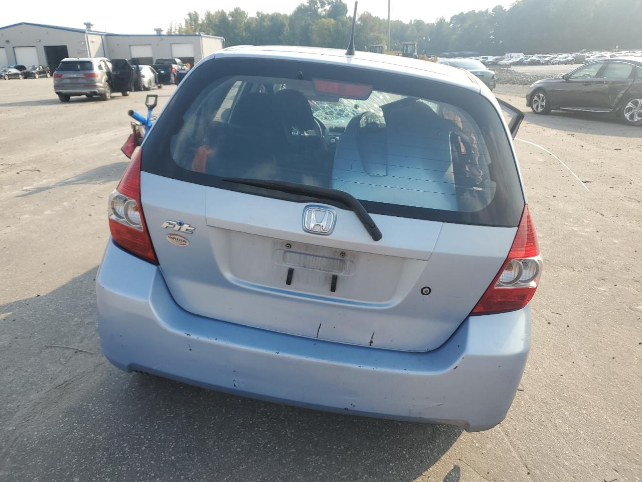 2008 Honda Fit VIN: JHMGD38418S071332 Lot: 72792674