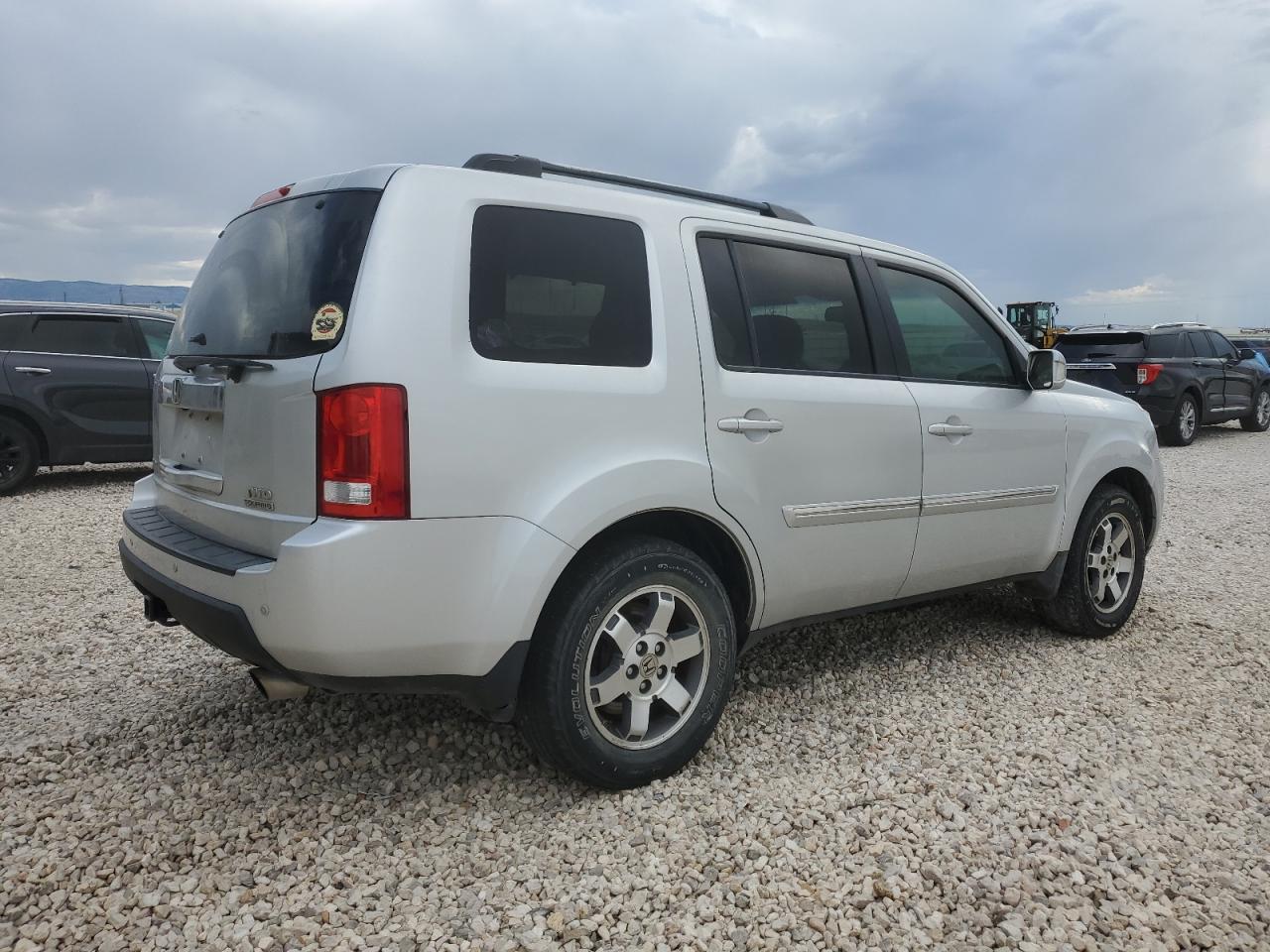 2009 Honda Pilot Touring VIN: 5FNYF48979B009952 Lot: 70237444