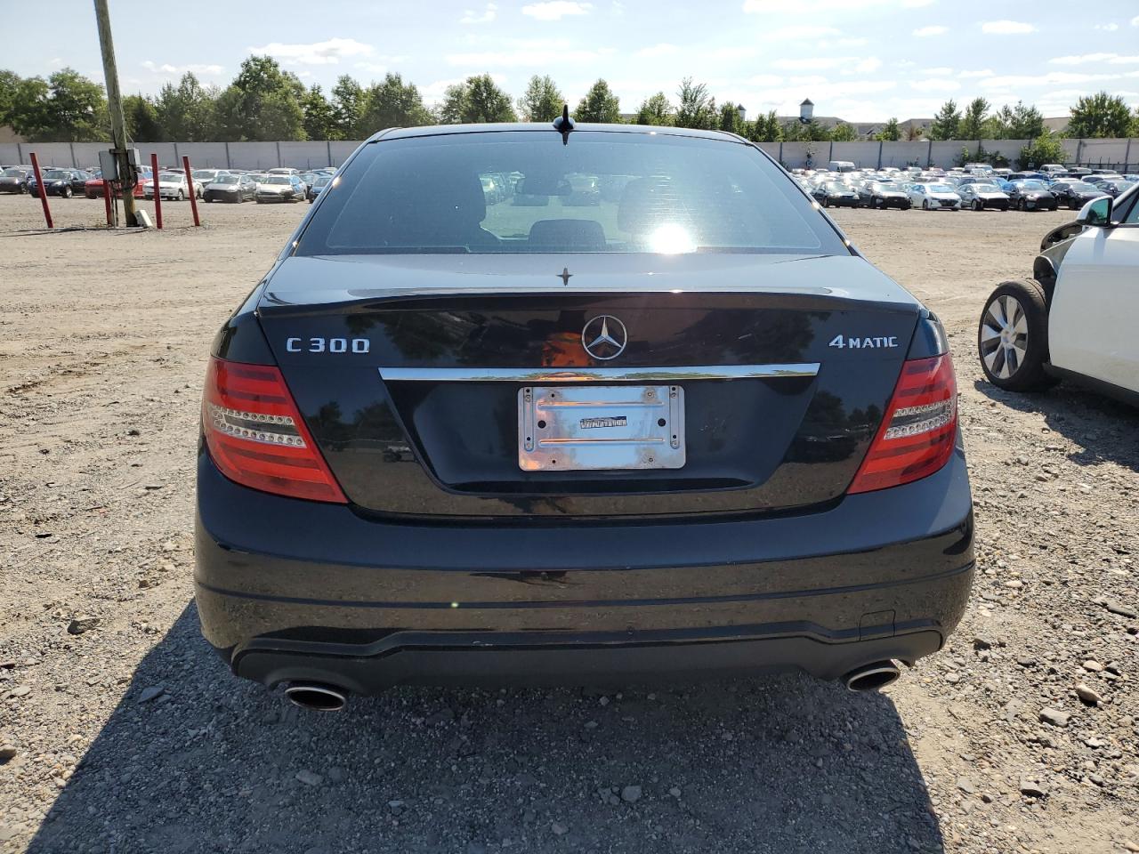 WDDGF8ABXDG127837 2013 Mercedes-Benz C 300 4Matic