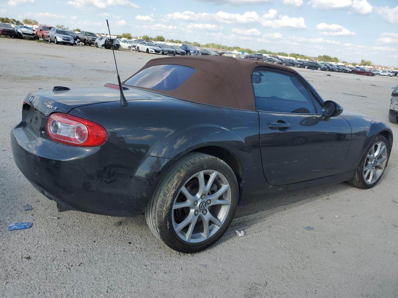 VIN JM1NC2NF1D0226835 2013 MAZDA MX5 no.3