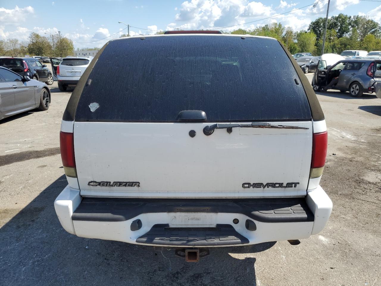 1GNCS18W81K145158 2001 Chevrolet Blazer