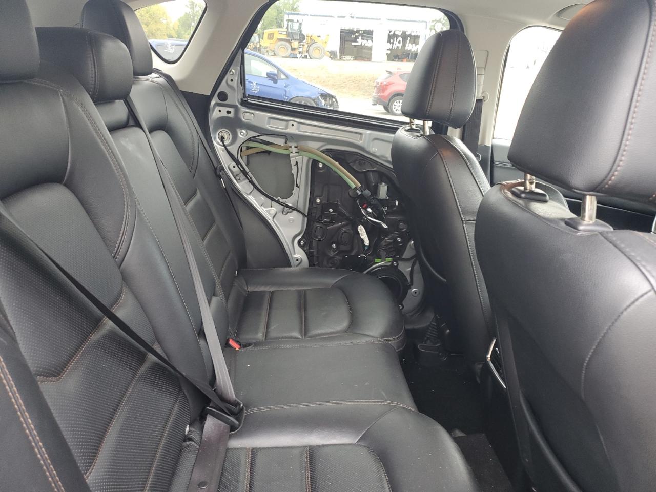 2021 Mazda CX-5 - Image 11