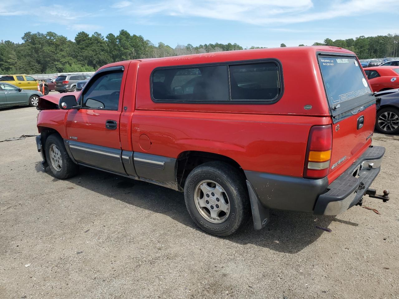 2000 Chevrolet Silverado - Image 2