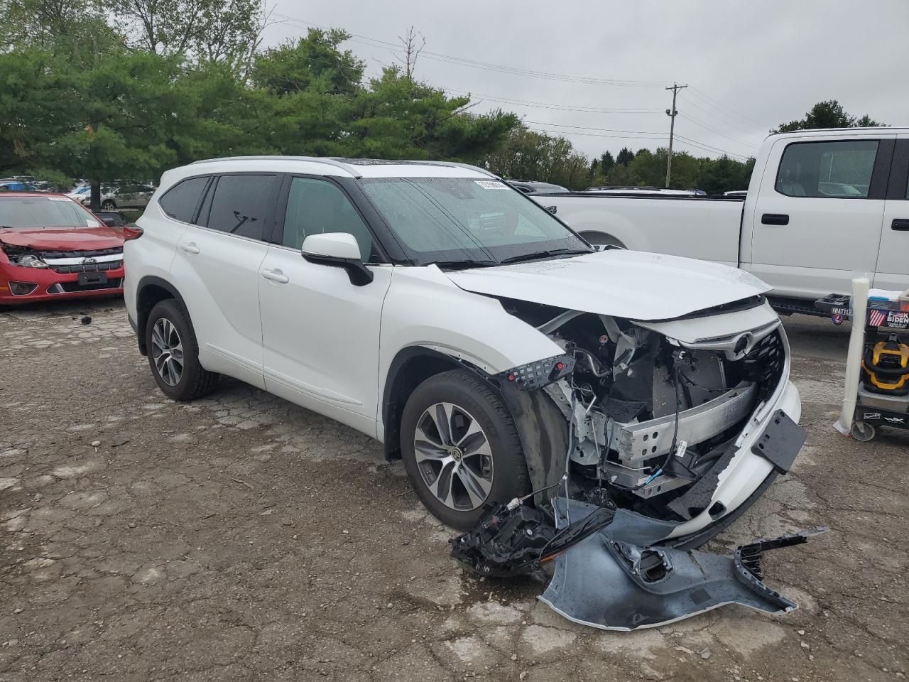 2022 Toyota Highlander Xle VIN: 5TDHZRBH7NS235919 Lot: 72758914