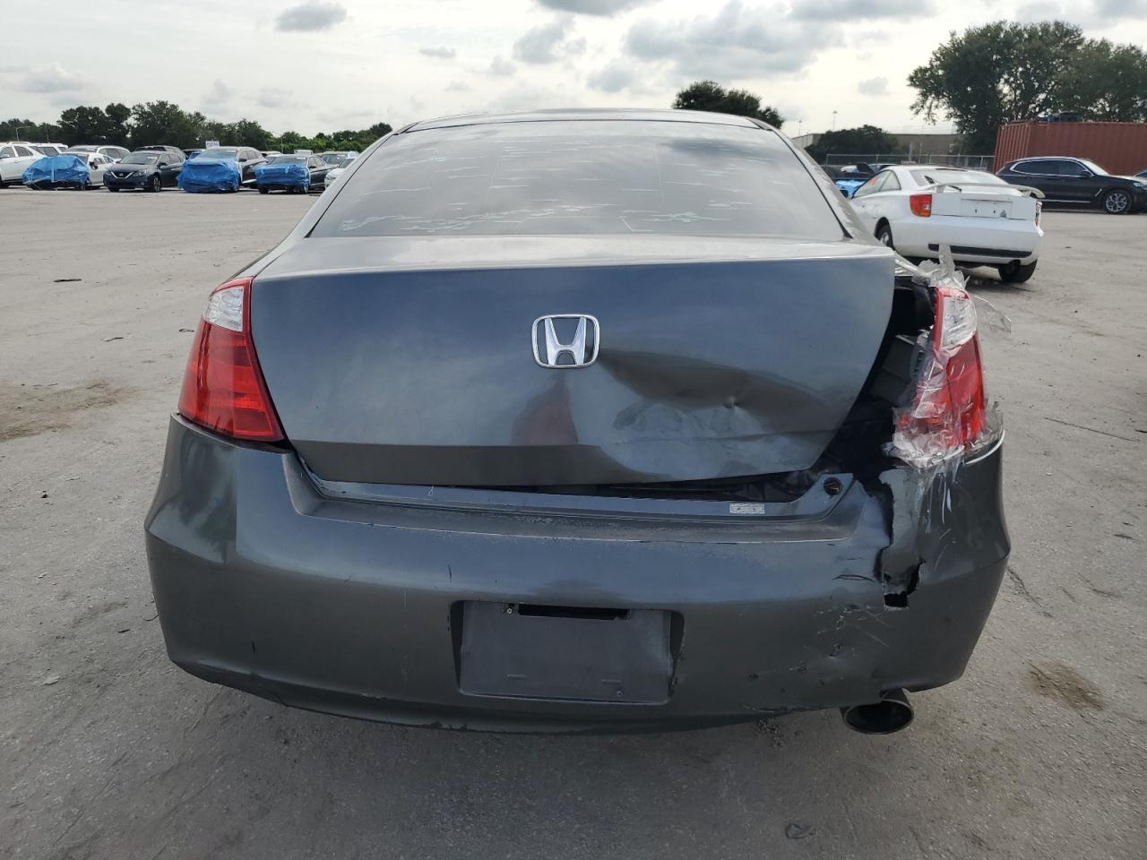 1HGCS1B32AA018615 2010 Honda Accord Lx