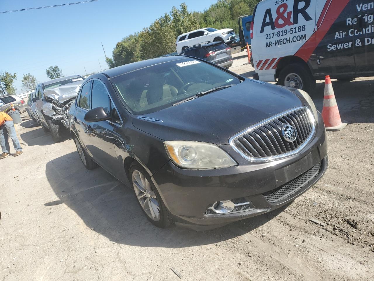 2012 Buick Verano - Image 4