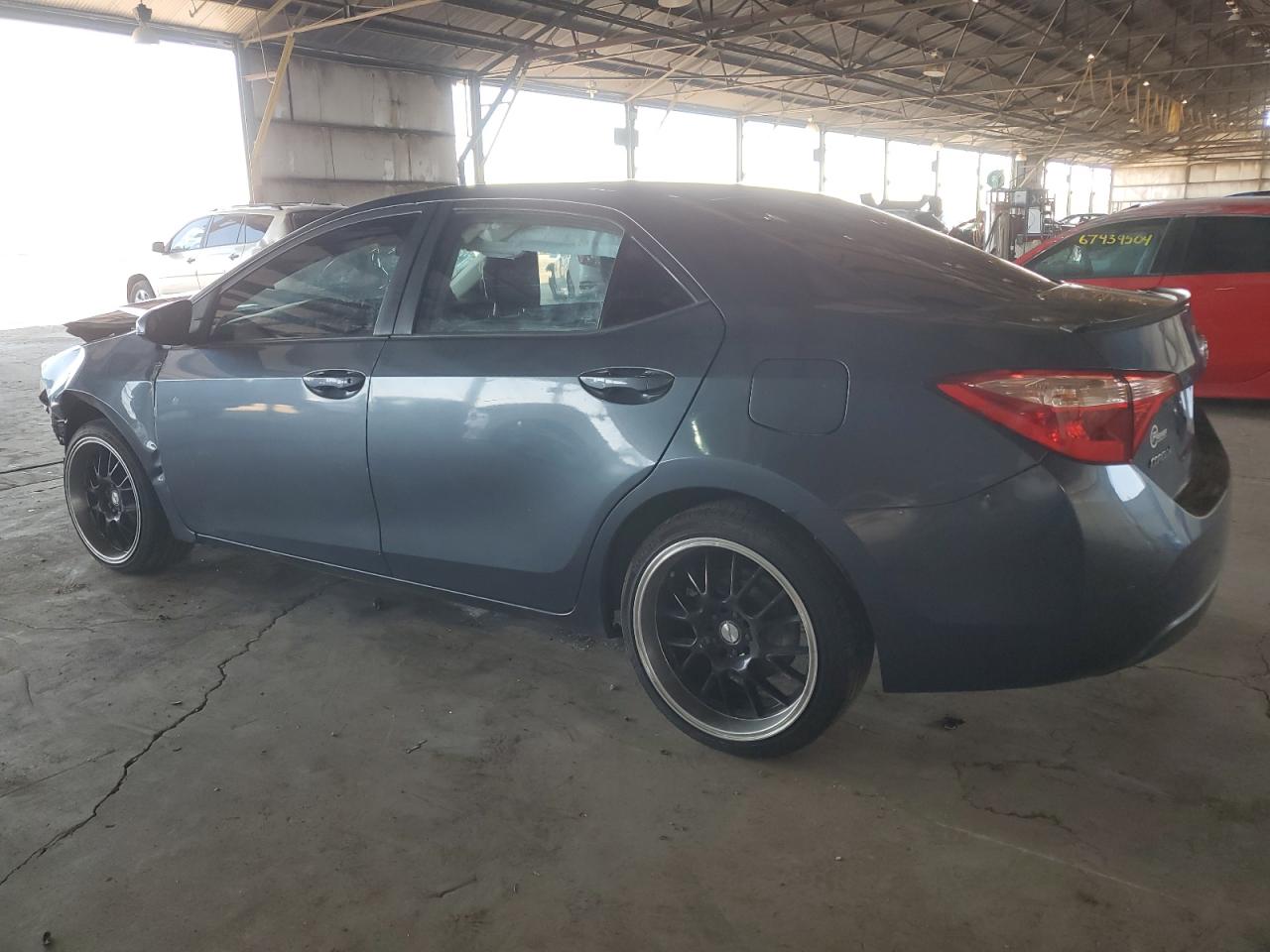 VIN 2T1BURHE9JC051683 2018 TOYOTA COROLLA no.2