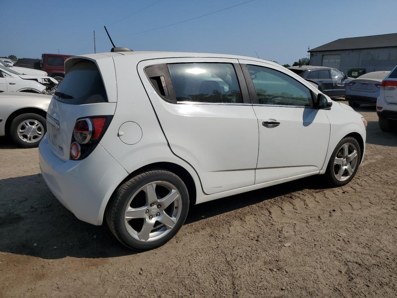 2015 Chevrolet Sonic - Image 3