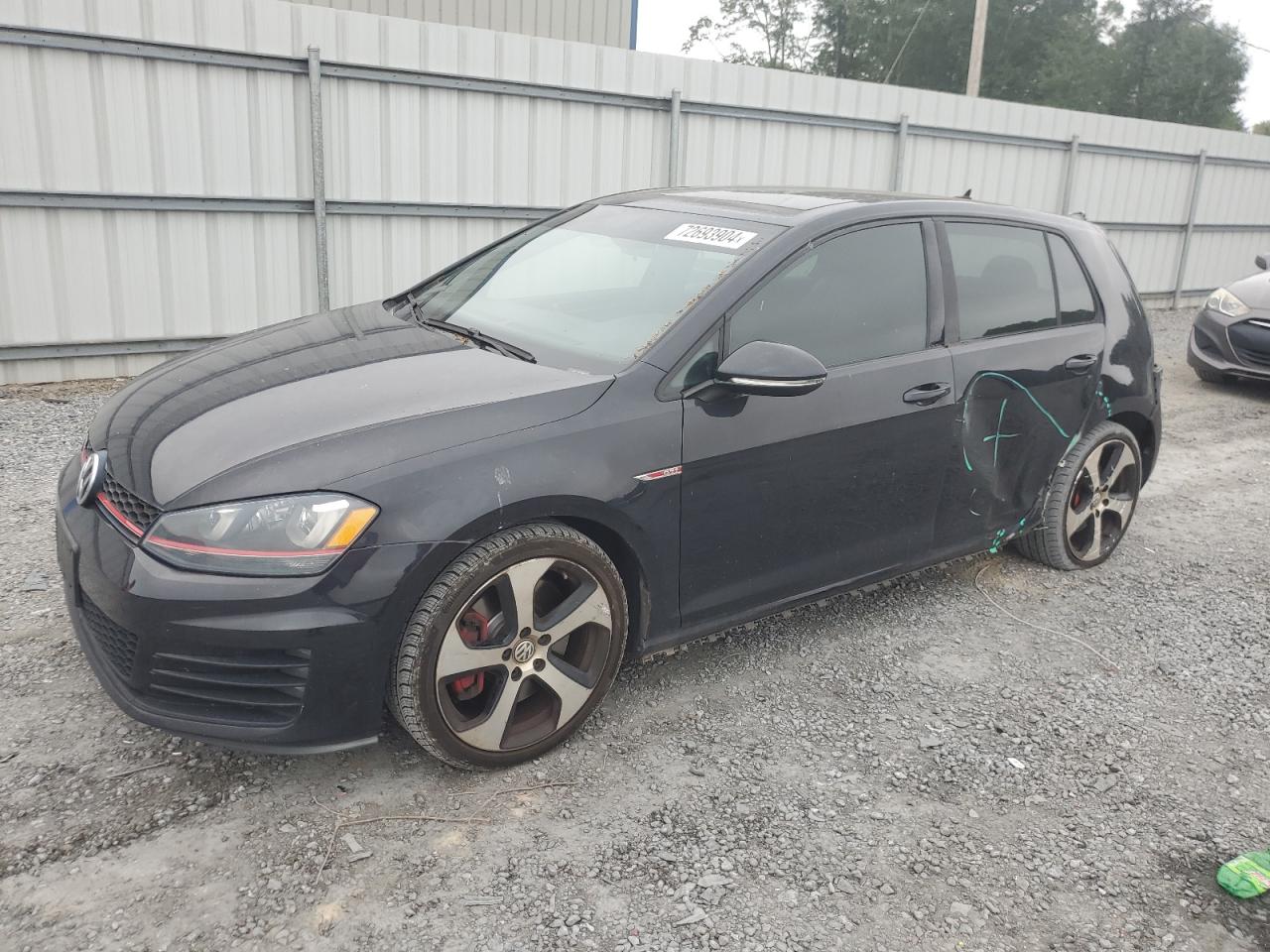 3VW447AU7GM018032 2016 VOLKSWAGEN GTI - Image 1