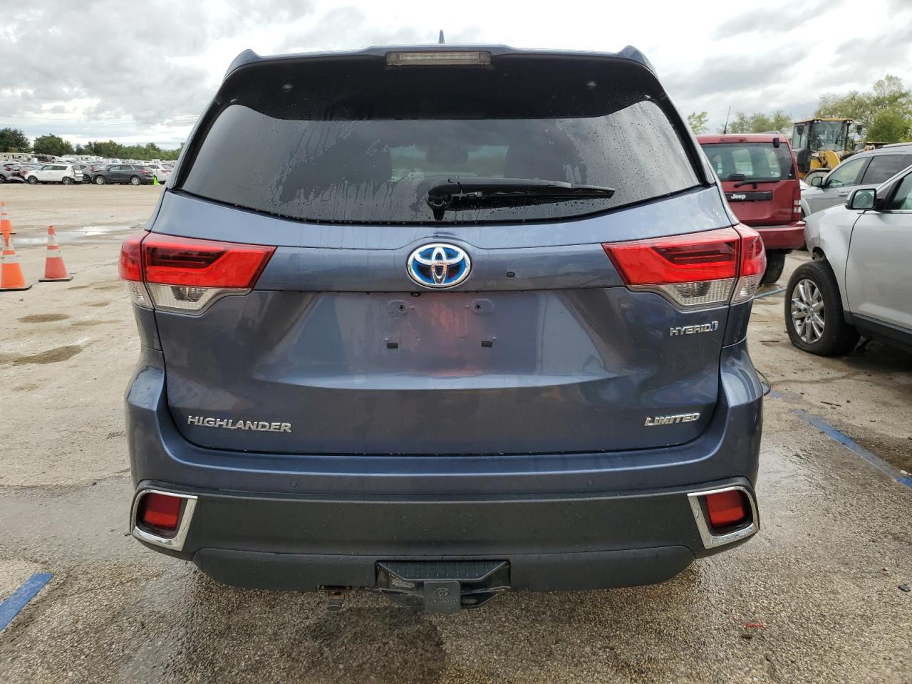 VIN 5TDDGRFH2KS064541 2019 TOYOTA HIGHLANDER no.6