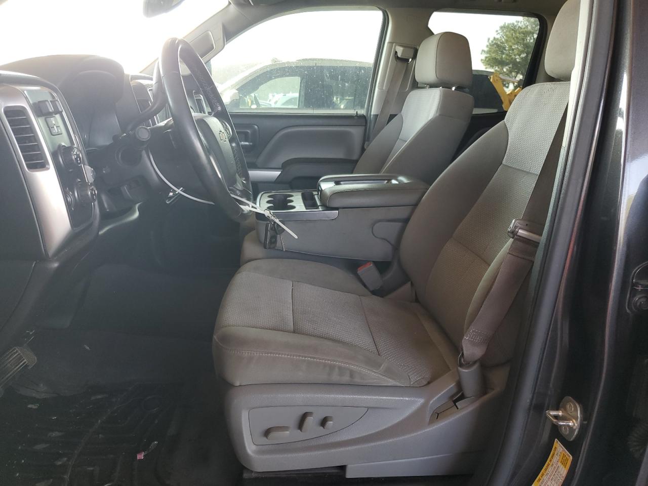 2016 Chevrolet Silverado - Image 7