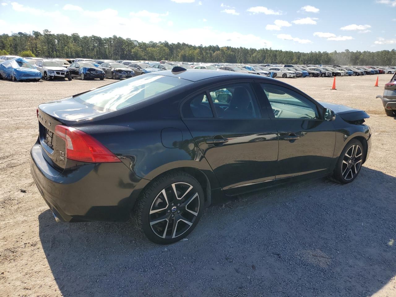 2017 Volvo S60 - Image 3