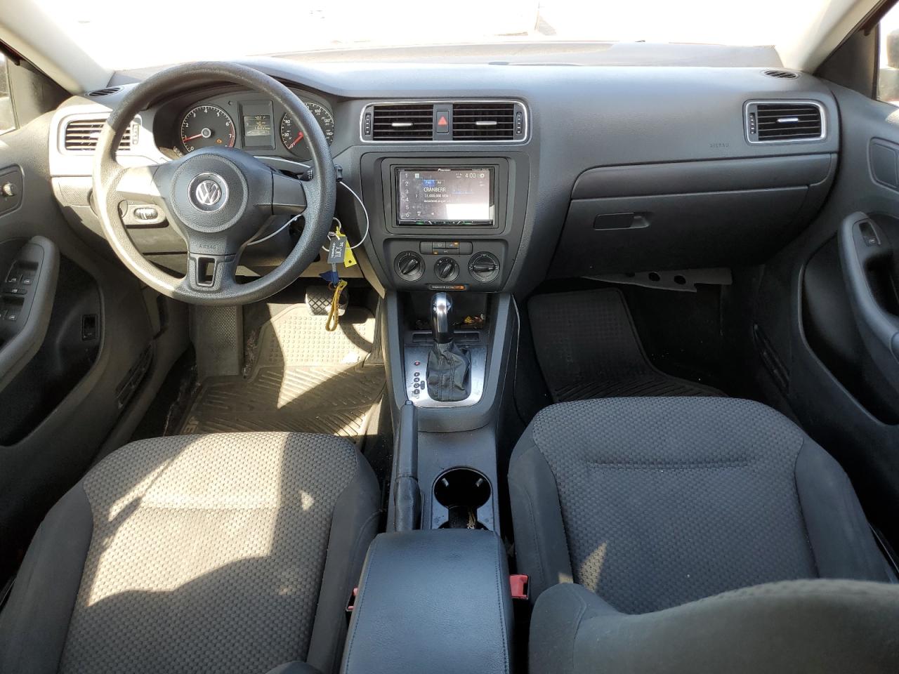 2013 Volkswagen Jetta Base VIN: 3VW2K7AJ1DM262564 Lot: 69844064