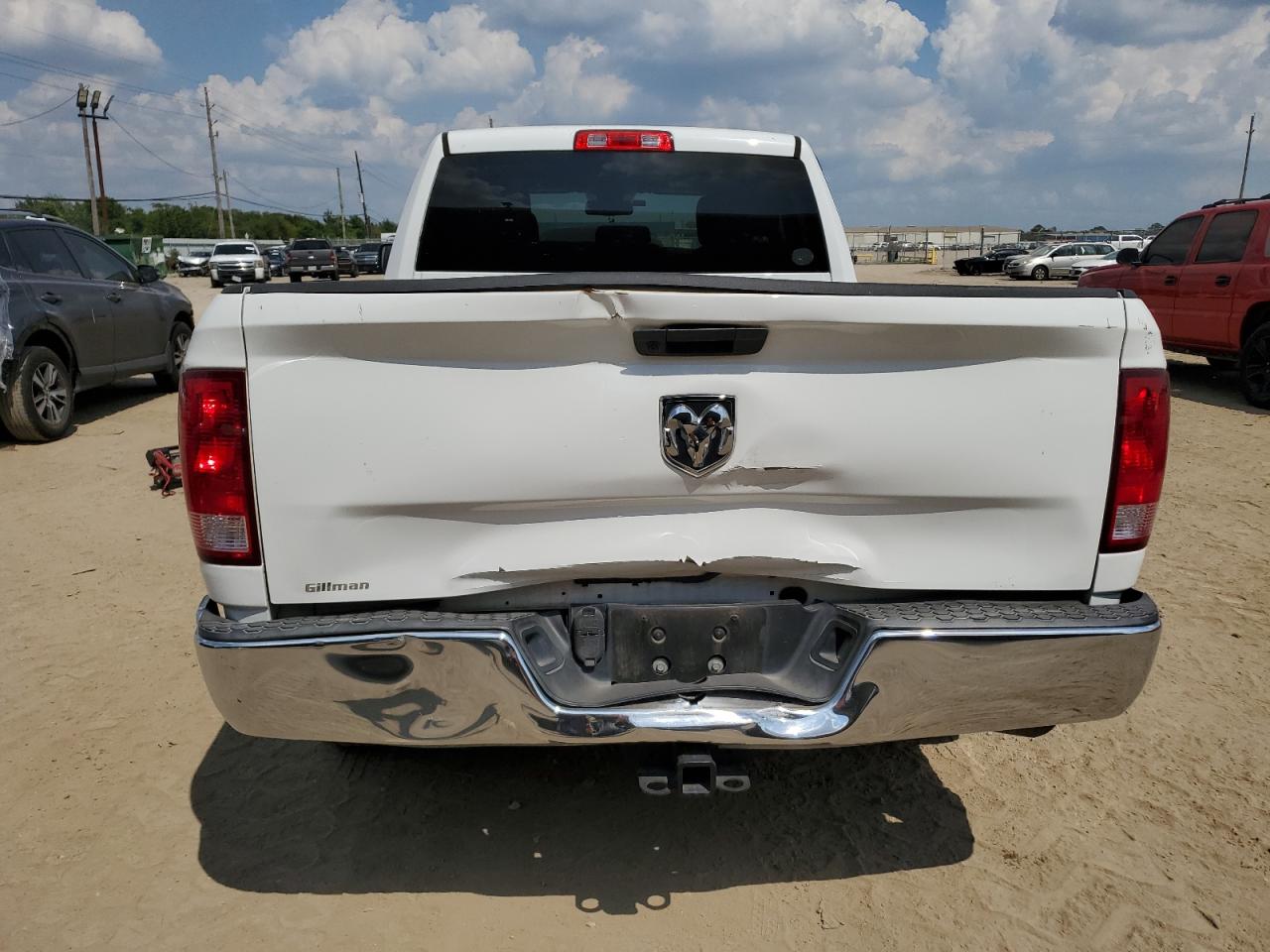 1C6RR6FGXKS526459 2019 Ram 1500 Classic Tradesman