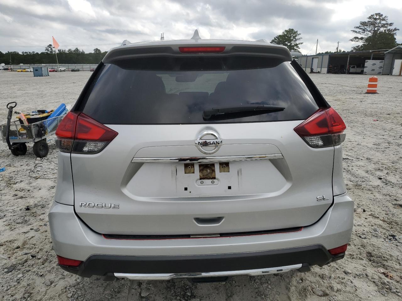 JN8AT2MTXJW462970 2018 Nissan Rogue S