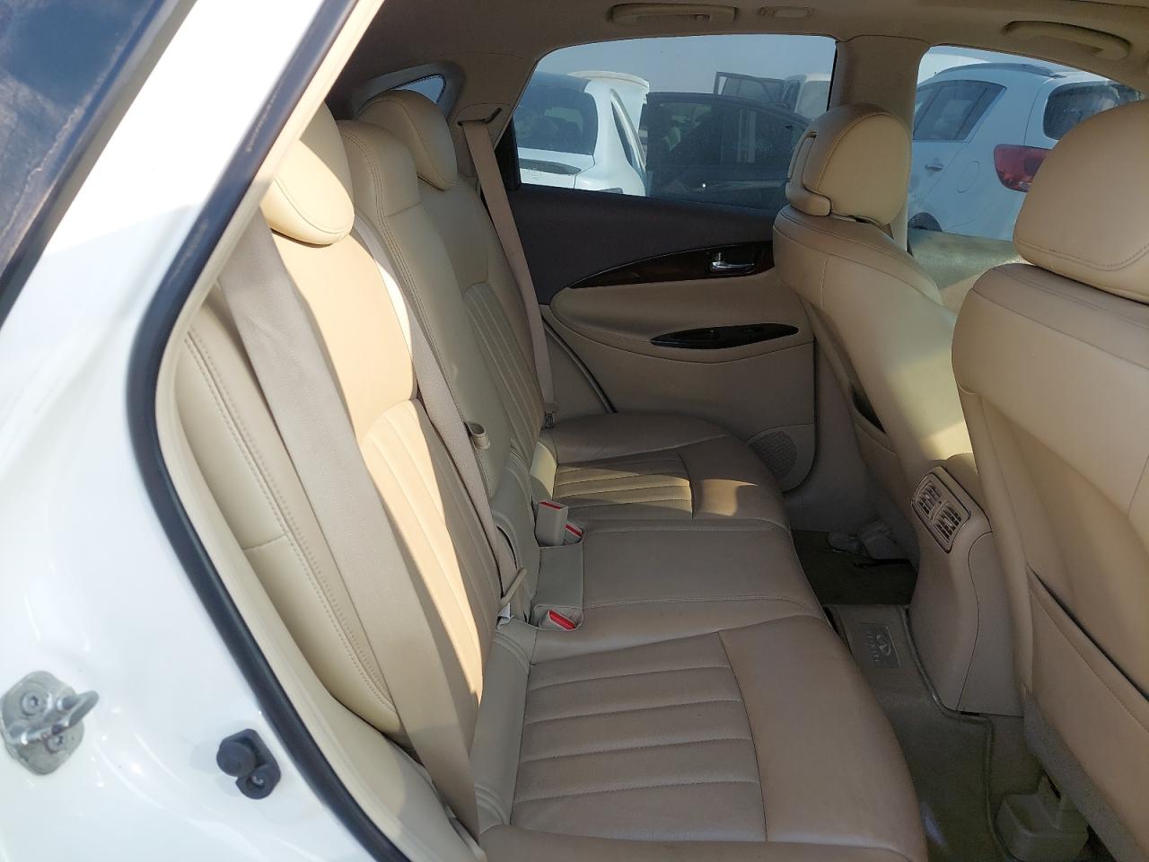 JNRBJ0HR5FM261506 - 2015 INFINITI QX50 - #70120874