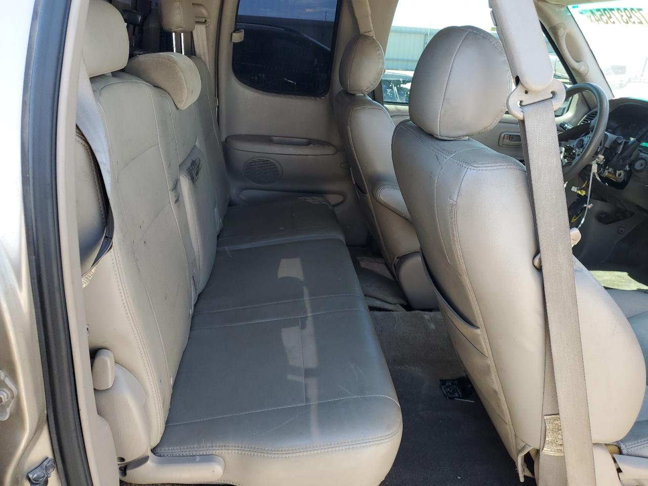 2005 Toyota Tundra - Image 10