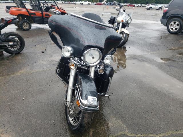 2009 HARLEY-DAVIDSON FLHTCU 