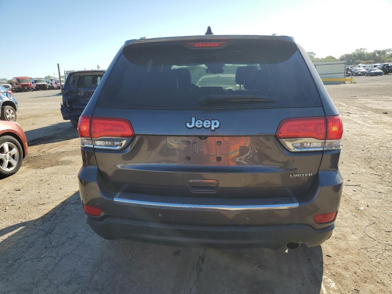 2015 Jeep Grand Cherokee Limited VIN: 1C4RJEBG2FC829090 Lot: 73567934