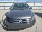 2013 Volkswagen Tiguan S للبيع في Kansas City، KS - Front End