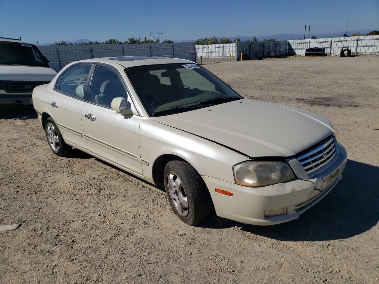 2002 Kia Optima - Image 4