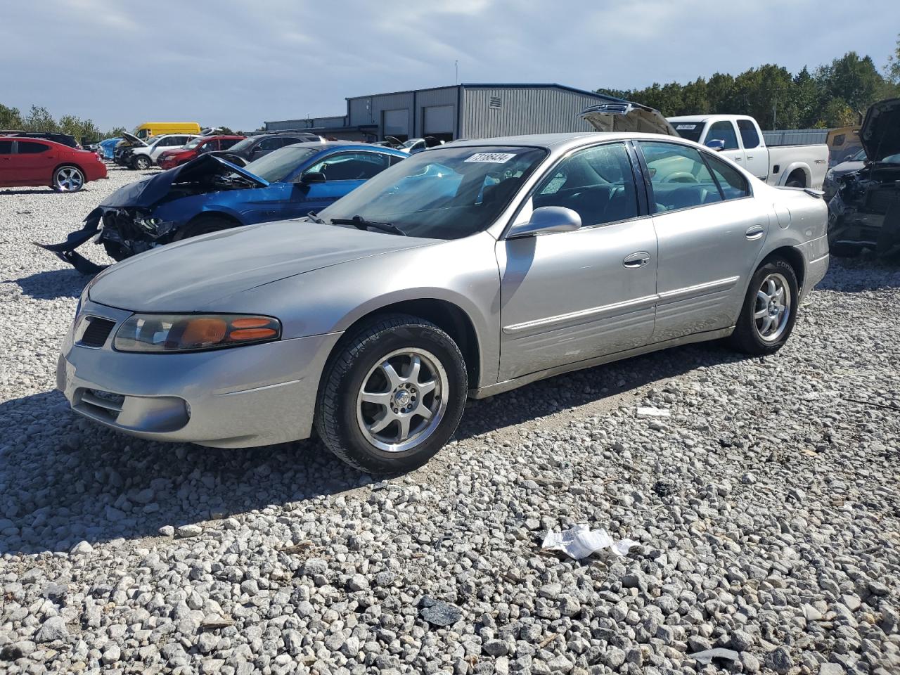 2005 Pontiac Bonneville - Image 1