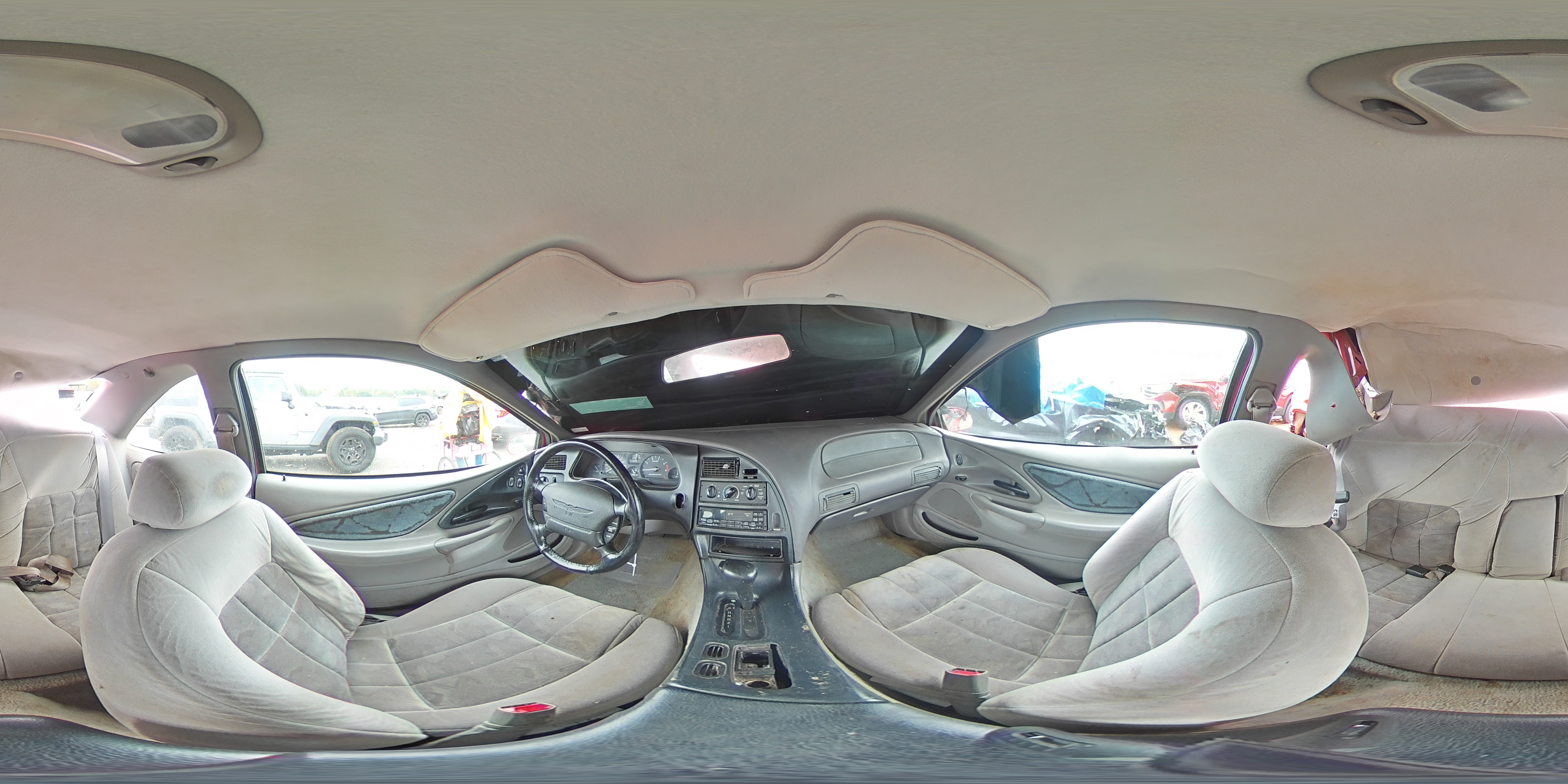 1996 Ford Thunderbird - Image 12