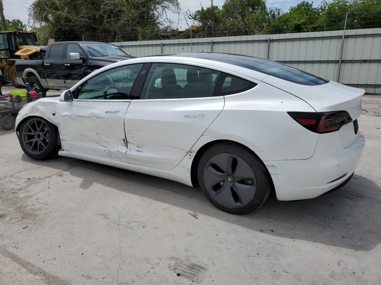 5YJ3E1EA3LF783682 2020 TESLA MODEL 3 - Image 2