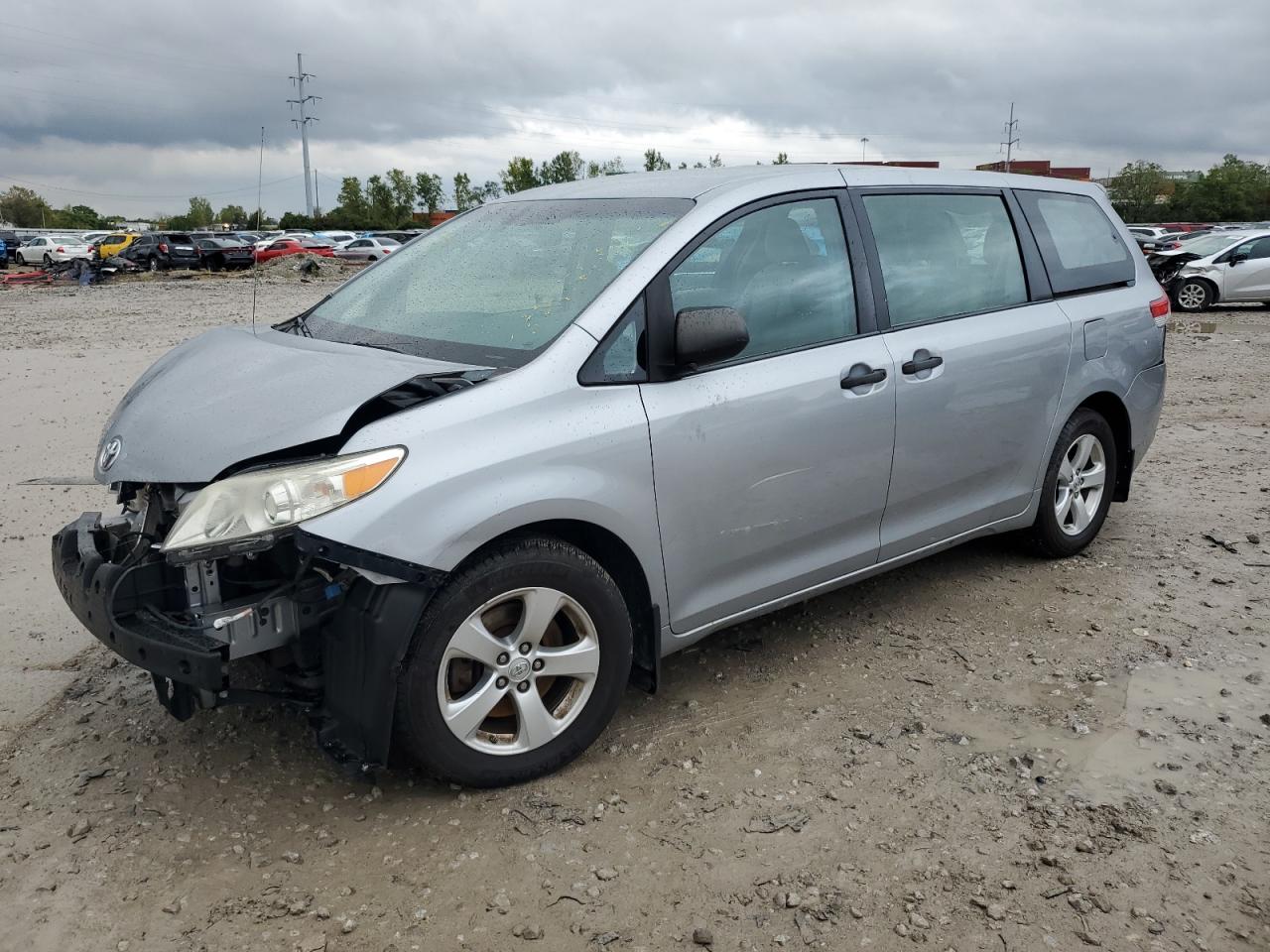 2013 Toyota Sienna en Venta en Columbus, OH - Front End