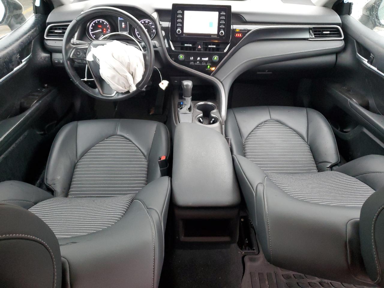 2021 Toyota Camry - Image 8
