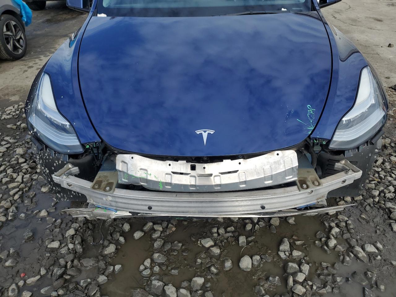 7SAYGDEE3NF375774 2022 Tesla Model Y