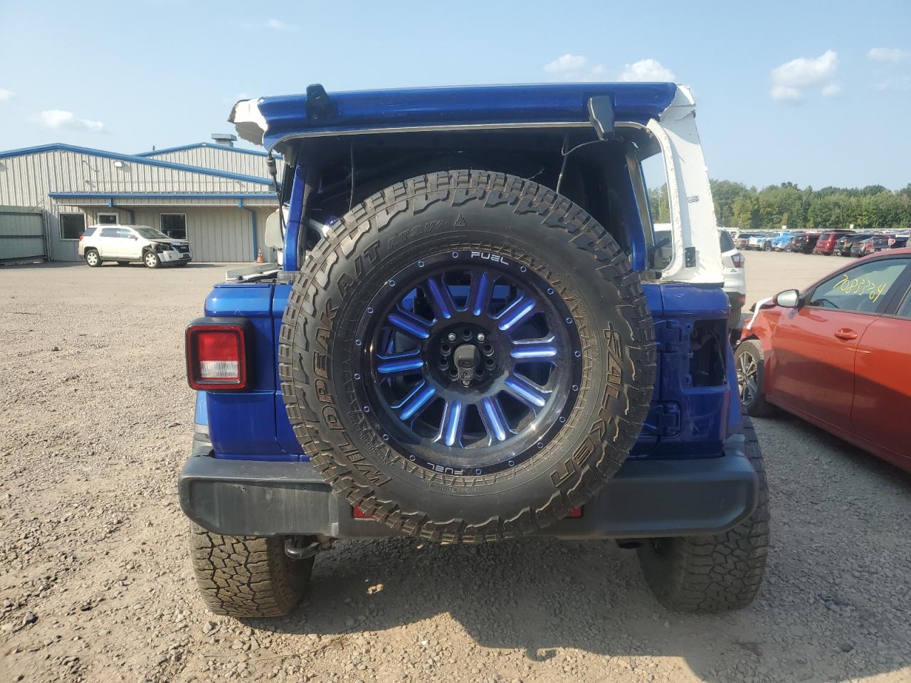 2020 Jeep Wrangler Unlimited Sahara VIN: 1C4HJXEN7LW221027 Lot: 71365674