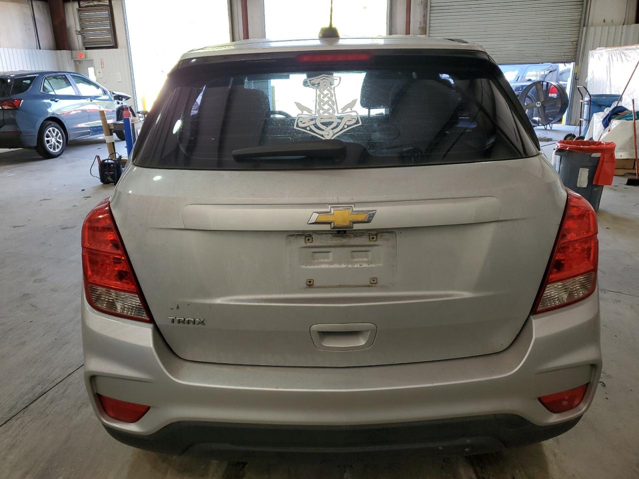 3GNCJKSB4JL202890 2018 Chevrolet Trax Ls