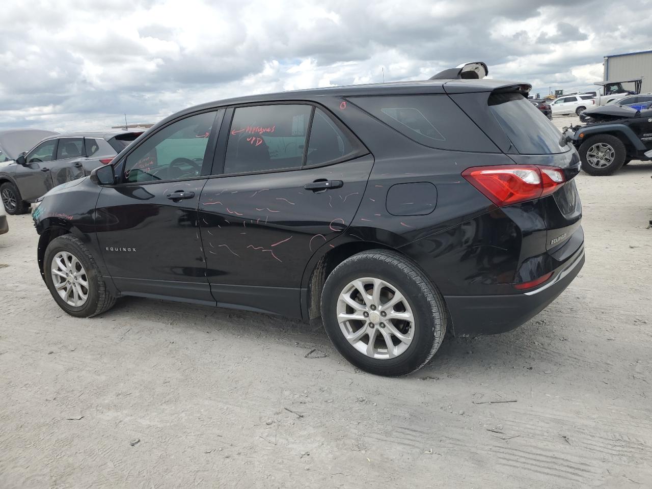 3GNAXHEV1JL127872 2018 CHEVROLET EQUINOX - Image 2