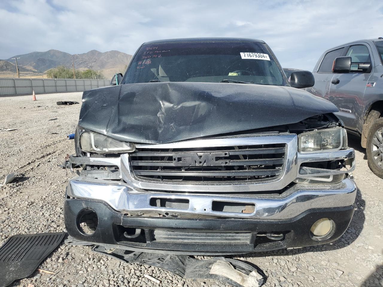 2003 GMC Sierra - Image 5