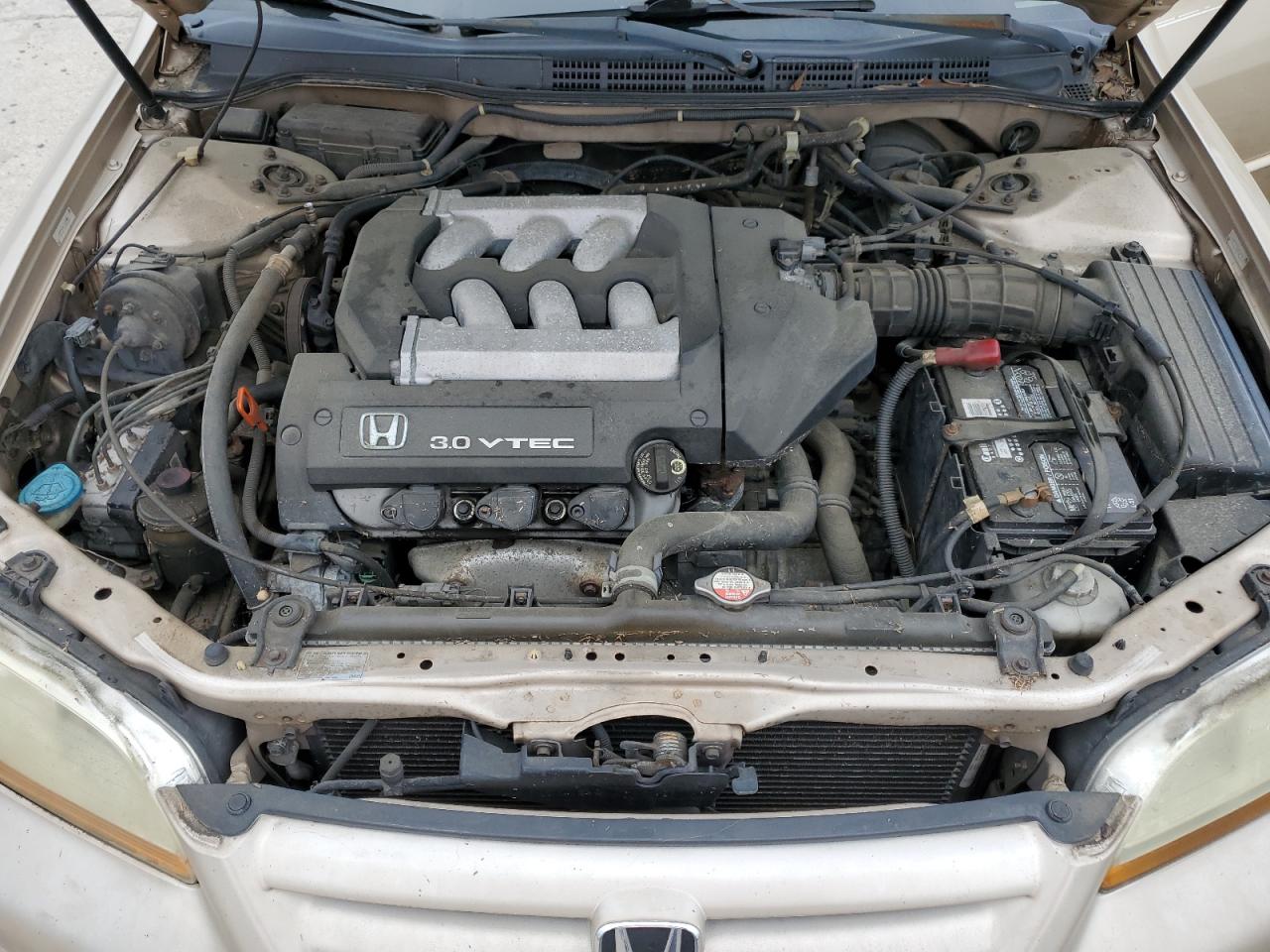 2002 Honda Accord - Image 12