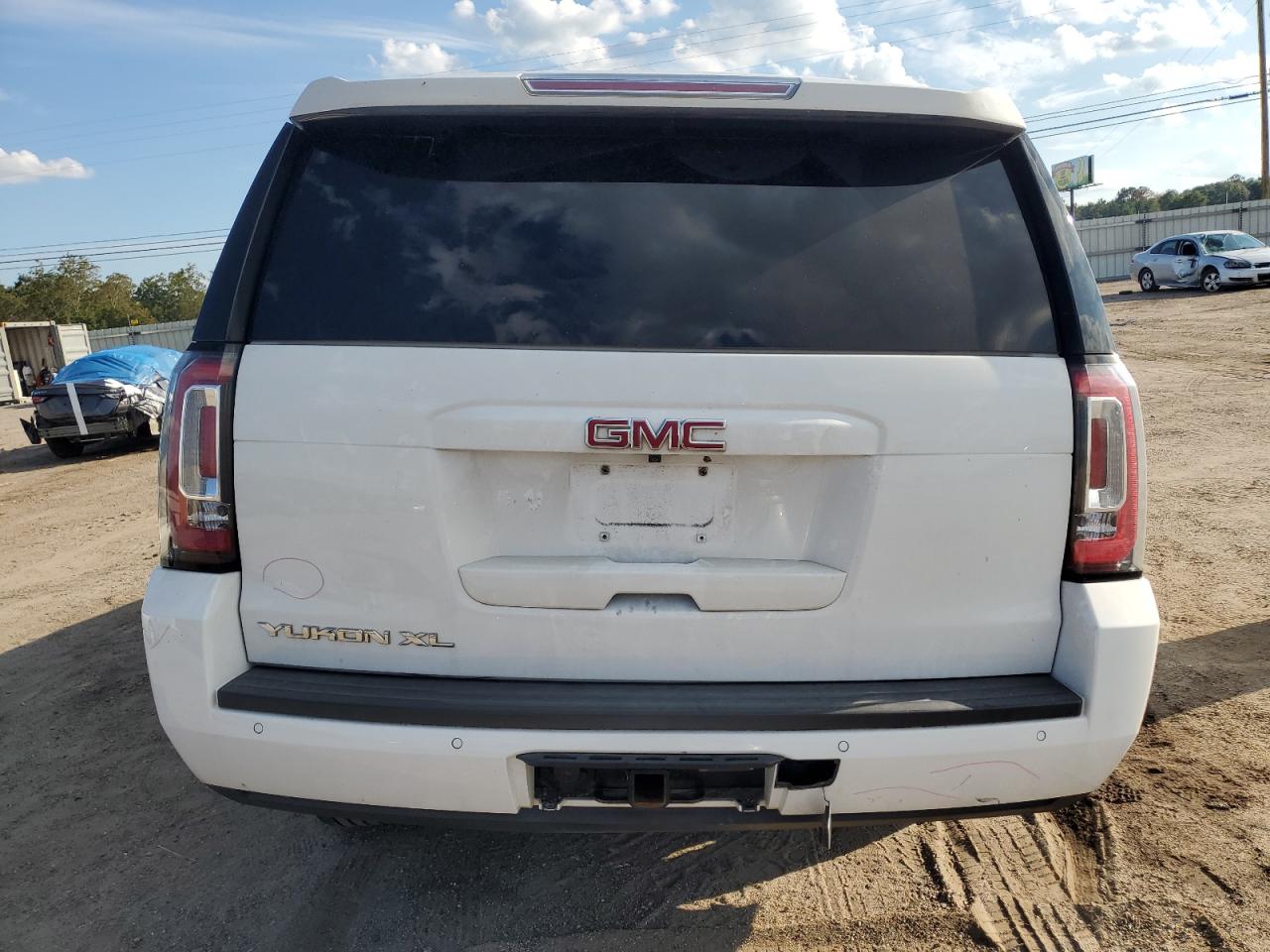 2018 GMC Yukon Xl C1500 Slt VIN: 1GKS1GKC3JR374805 Lot: 73389484