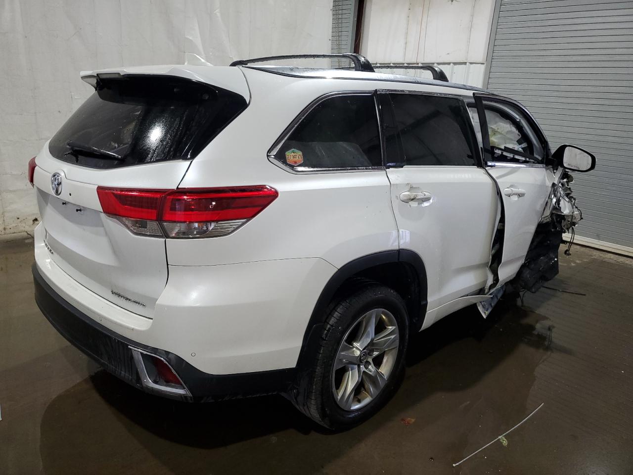 2017 Toyota Highlander Limited VIN: 5TDDZRFH6HS457722 Lot: 72149574